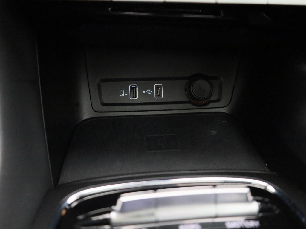MG Zs Ev long range luxury 70 kwh | panoramadak | leder | apple carplay - a