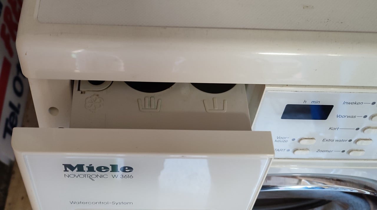 Miele wasmachine NOVOTRONIC W316 (5kg, 1600 tpm) - bieden vanaf €60
