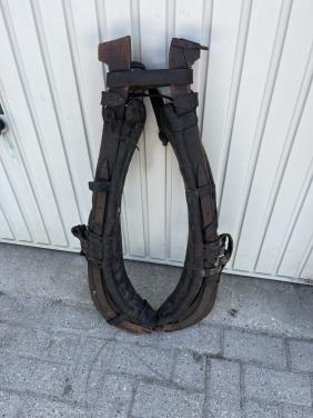 Paardengareel met hoofdstel met bit