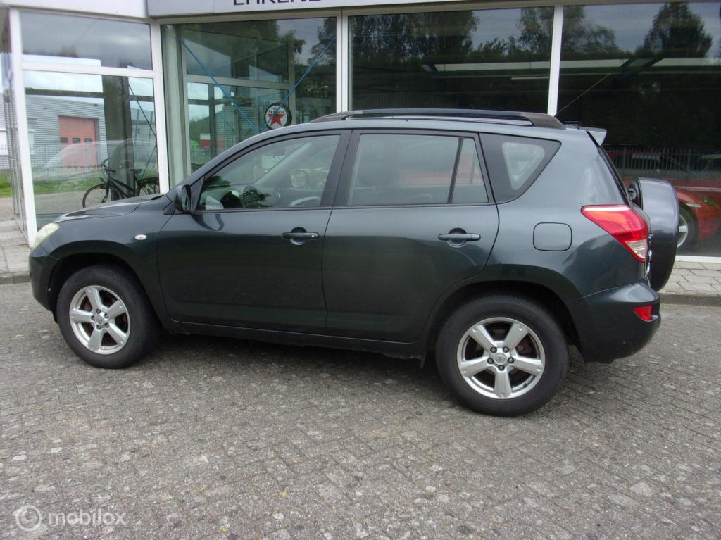 Toyota Rav4 2.0 vvti executive
