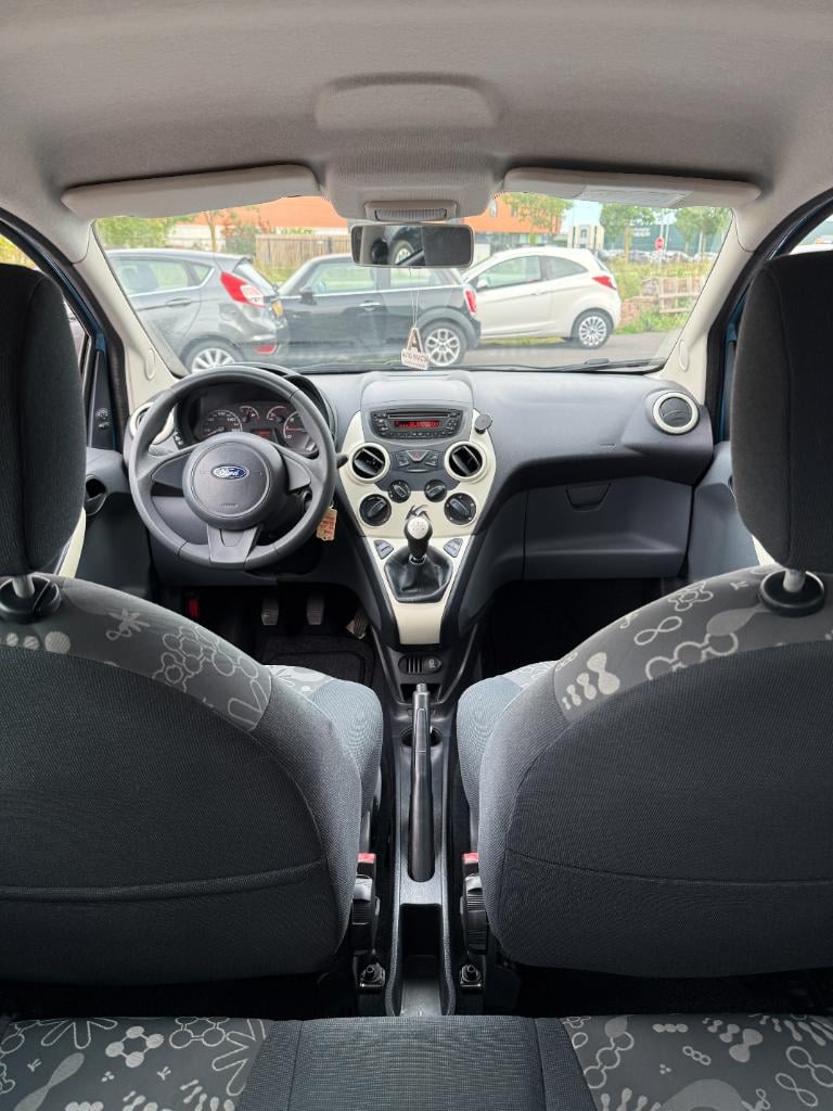 Ford KA 1.2 cool & sound start/stop - airco - nieuwe distr