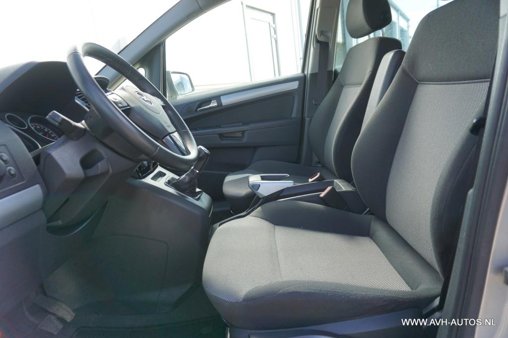 Opel Zafira 1.8 111 years edition, 7 - persoons!