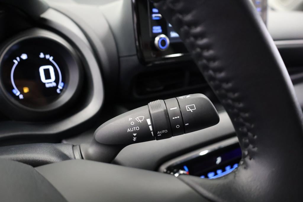 Toyota Yaris 1.5 hybrid dynamic