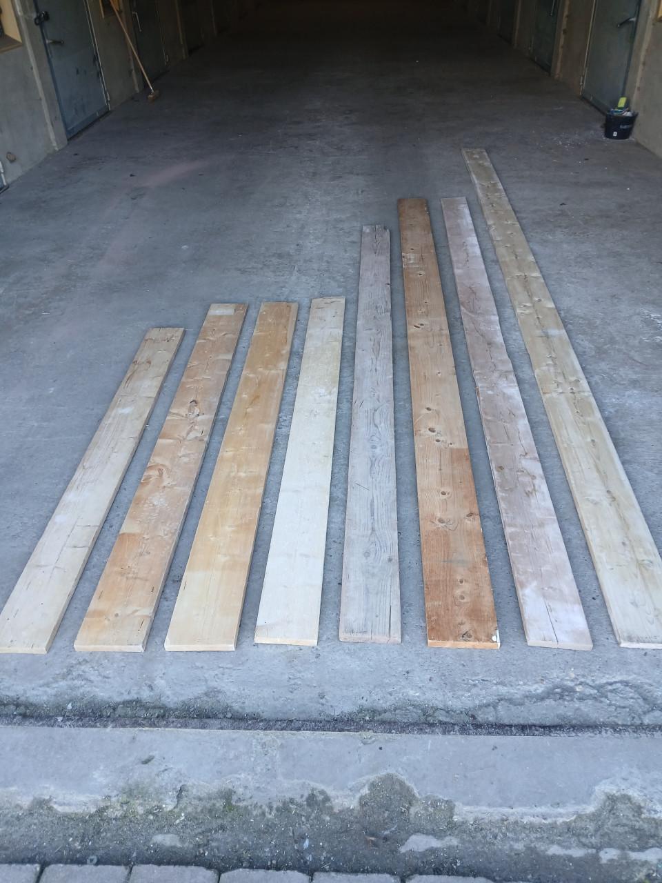 27 meter aan houten planken, steigerplanken ideaal voor moestuinbakken.