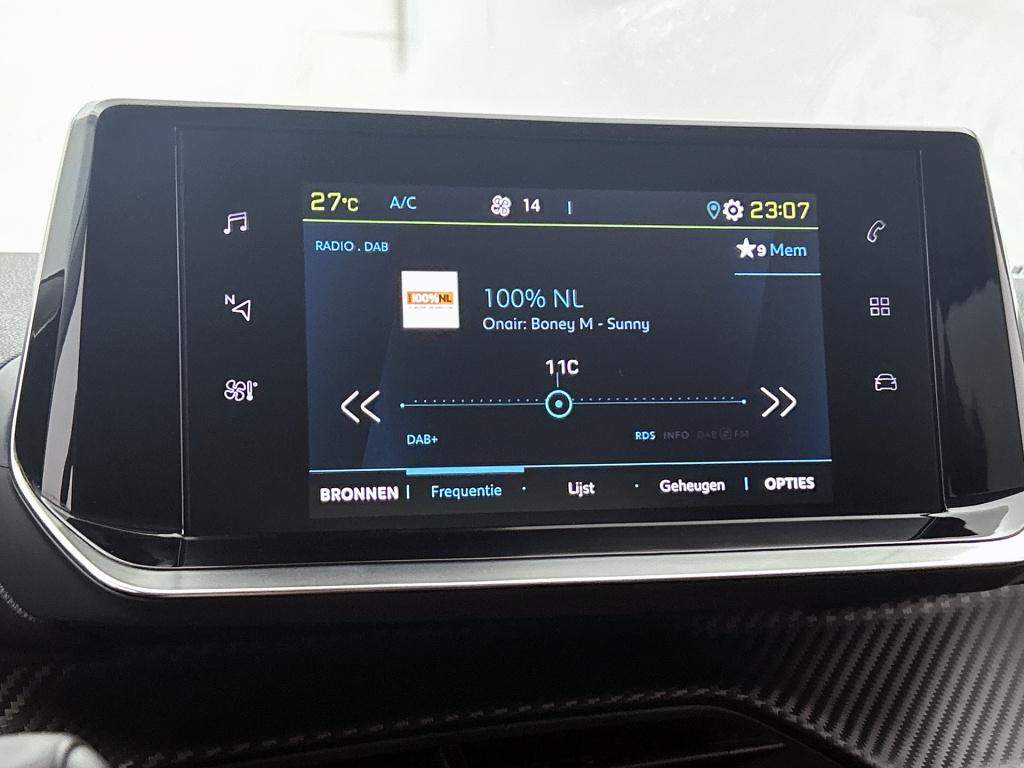 Peugeot E-2008 ev allure 50 kwh | rijklaar | navigatie |parkeersensoren v+a