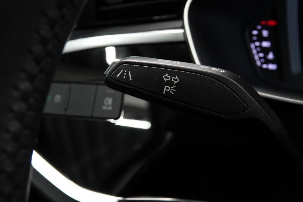 Audi Q3 40 tfsi | quattro | acc | camera | led |