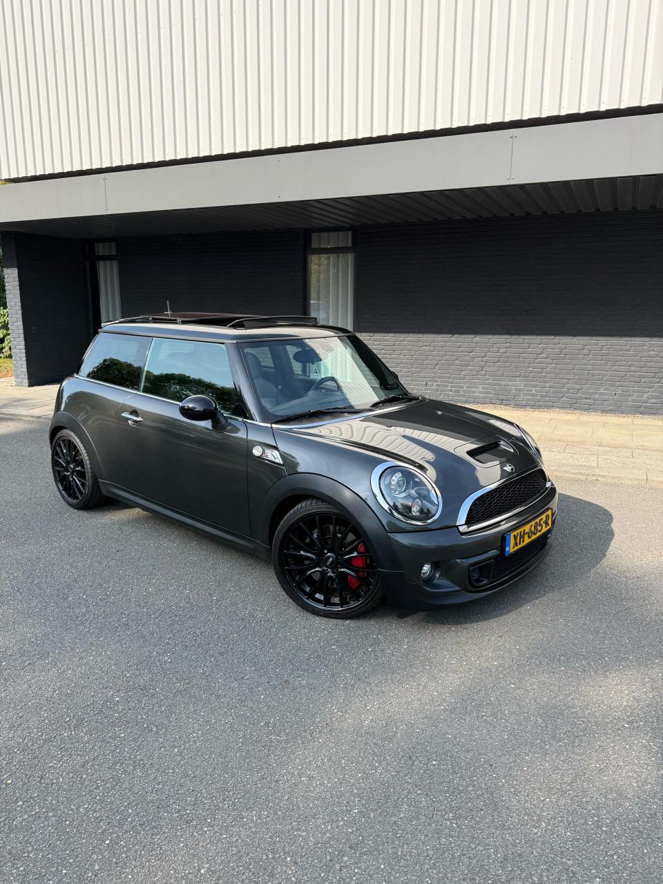 Mini Cooper S R56 - H&K|LEER|PANO|NAVI|JCW