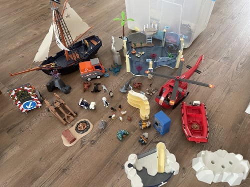 Playmobil
