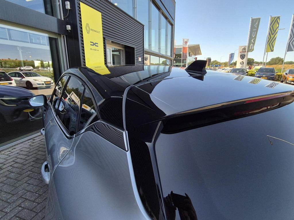 Renault Captur 1.0 tce 90 techno 360° camera, bose audiosystem, navigatie, 