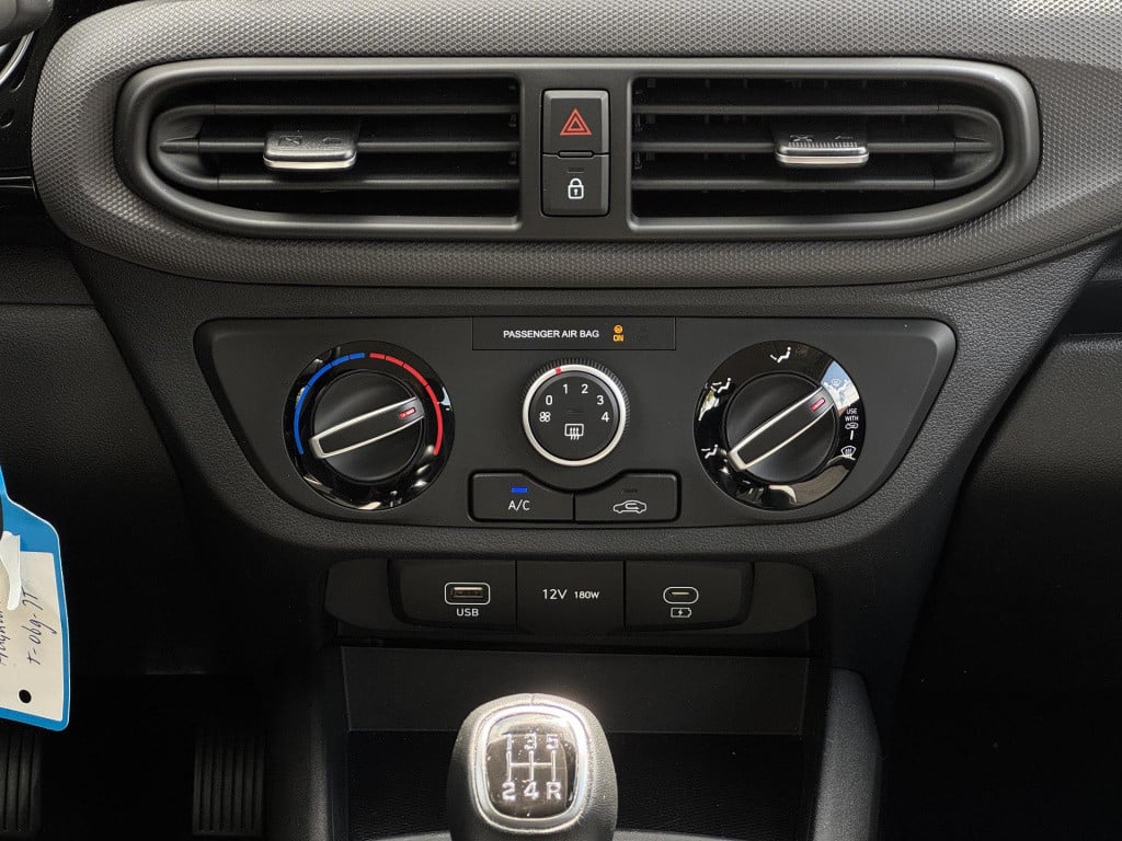 Hyundai I 10 1.0 comfort smart nieuw model! | navigatie | camera | apple ca
