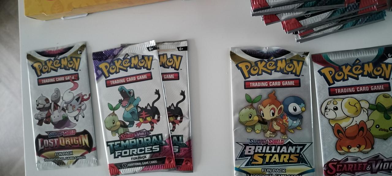 Pokemon Sealed Tcg electrode vbox fun packs