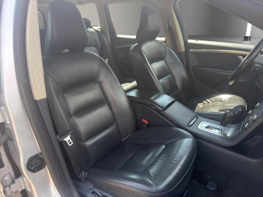Volvo V70 2.4d limited edition leder airco