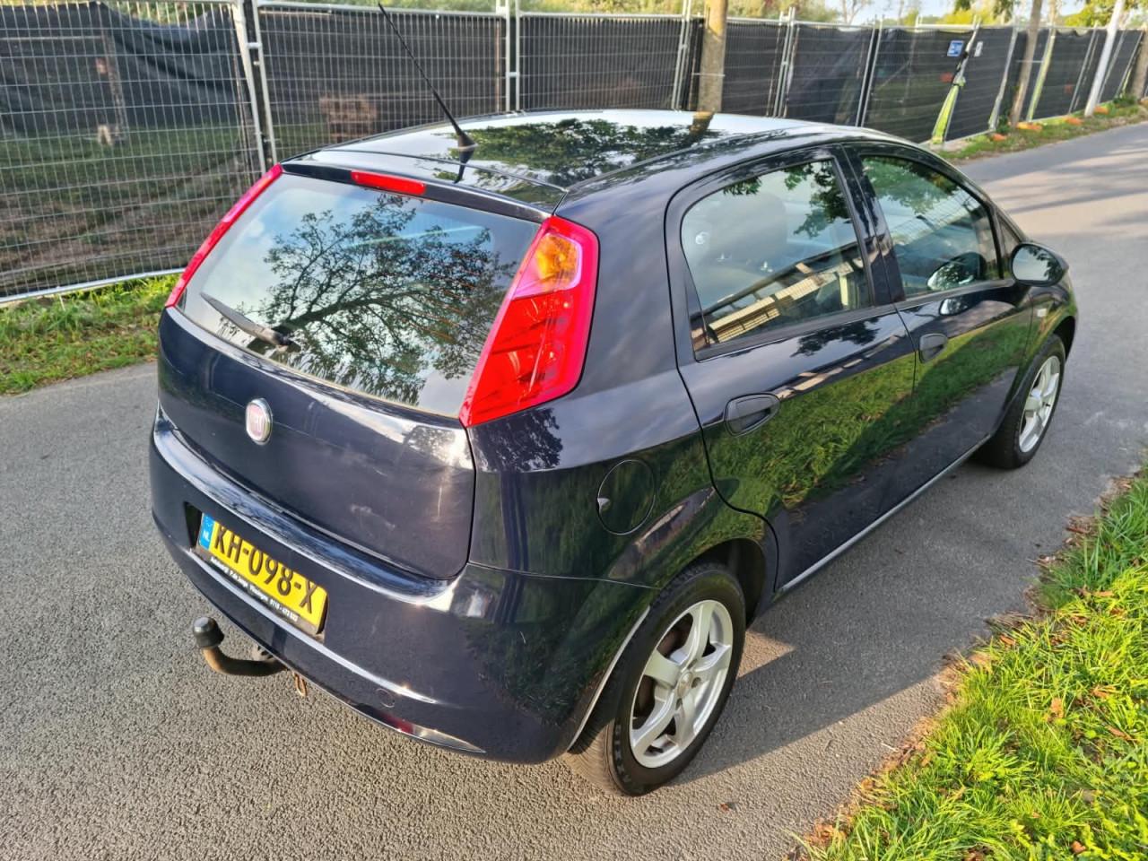 Fiat grande punto 1.2i zeer mooi bj 2012 5 deurs