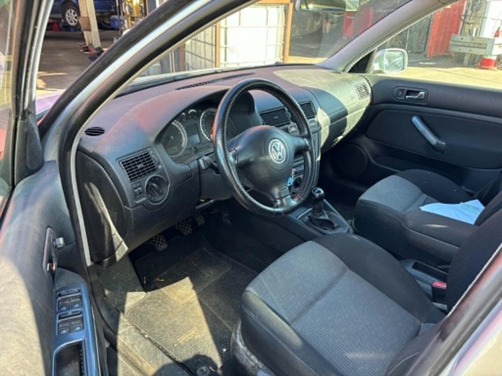 Volkswagen Golf variant 1.6-16v turijn comf.