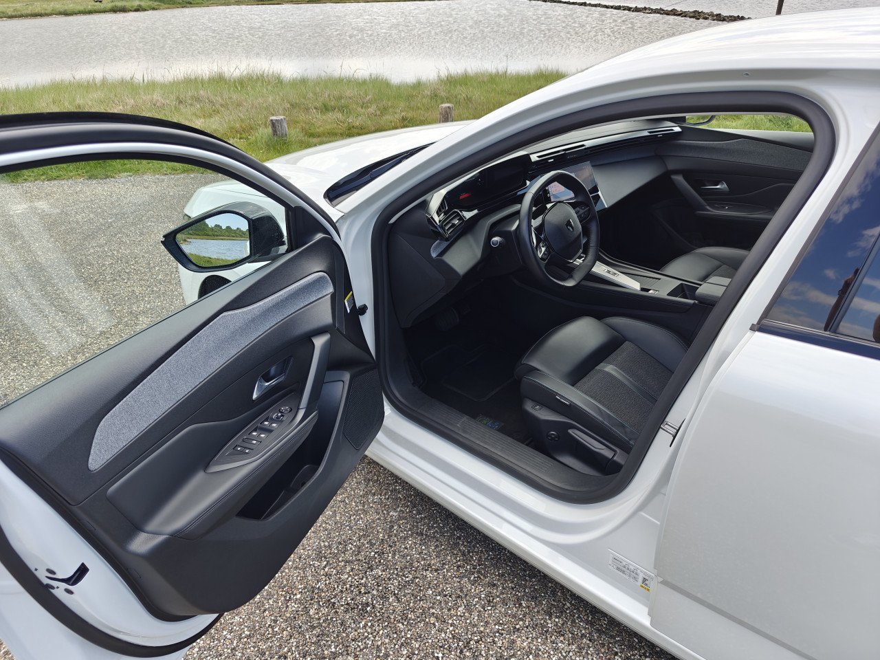 Peugeot 308 1.2 Allure (Luxe uitvoering) 2022