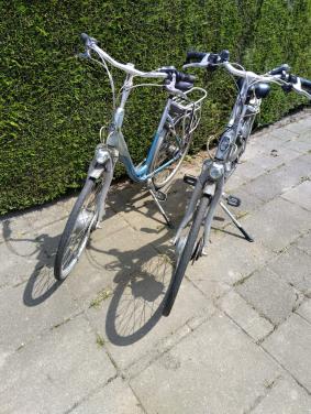 2 x Gazelle elektrische fietsen goed lezen