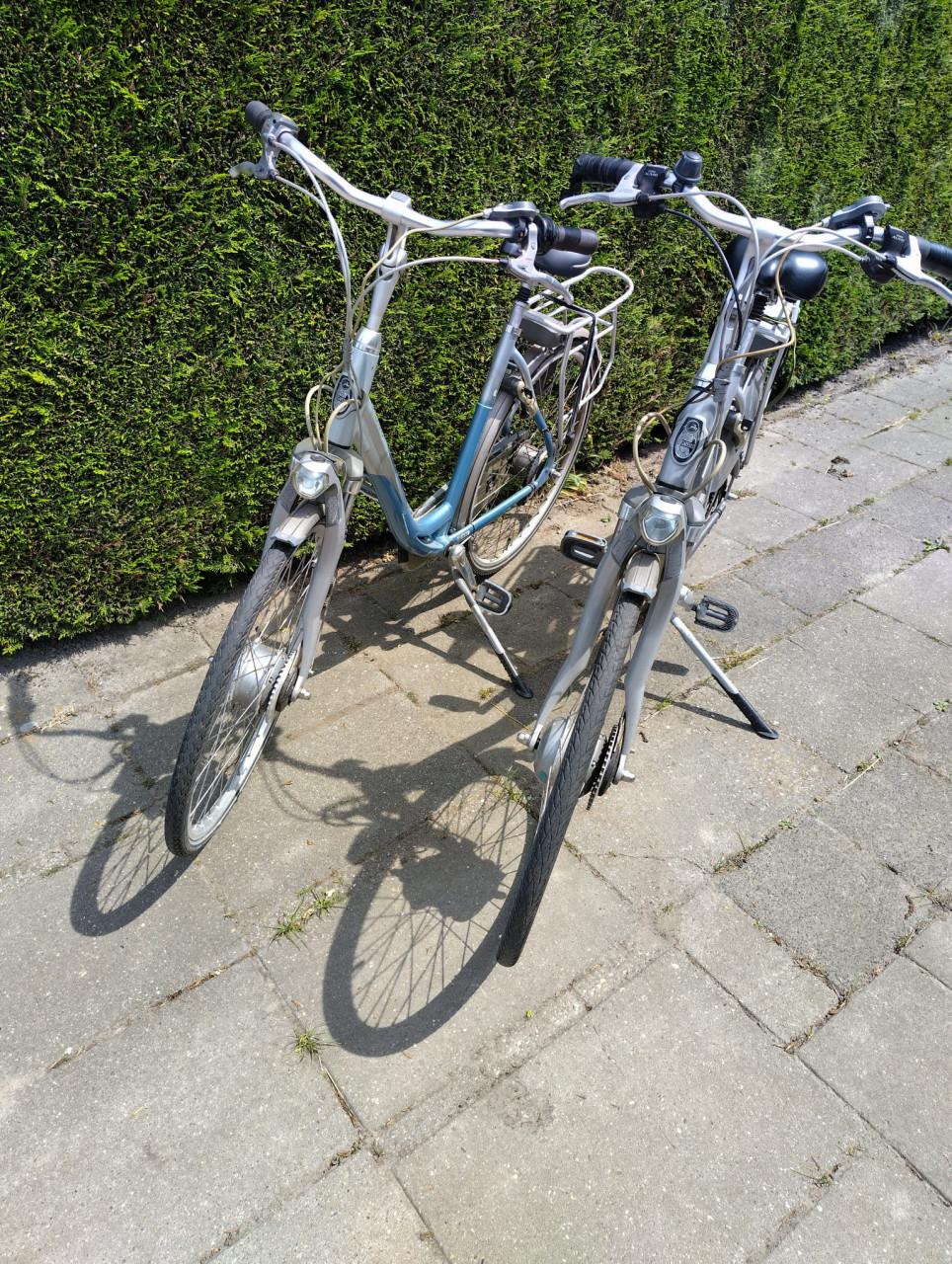 2 x Gazelle elektrische fietsen goed lezen