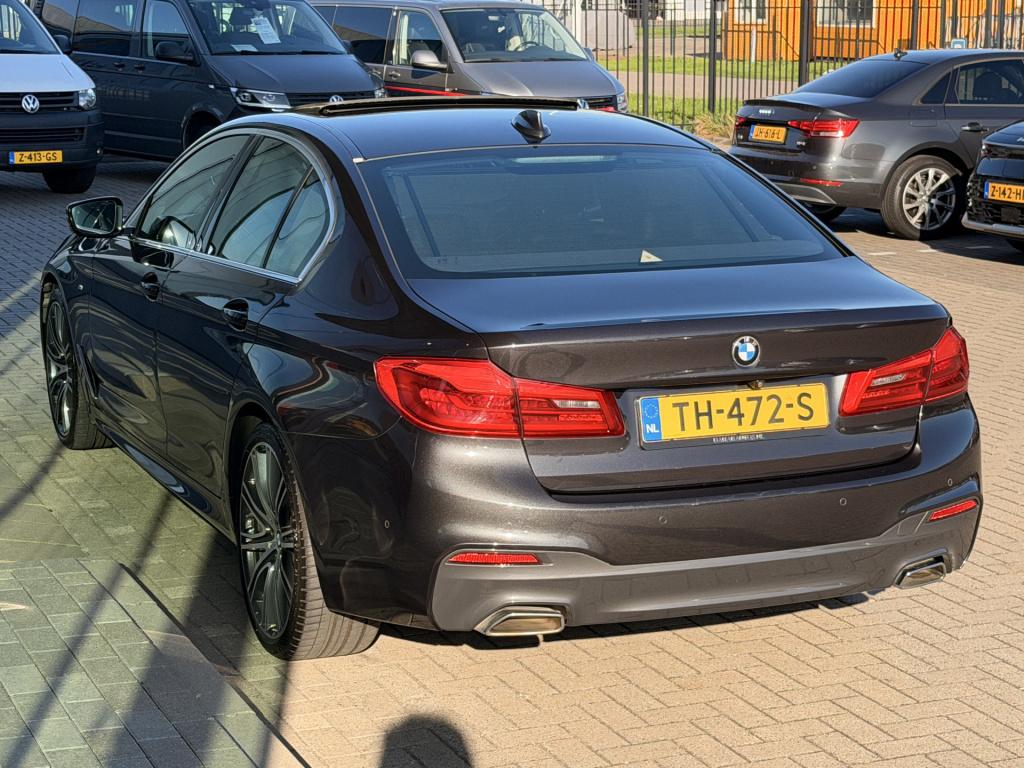 BMW 5 Serie 540i xdrive m-sport | harman kardon | acc |schuif/kanteldak | m
