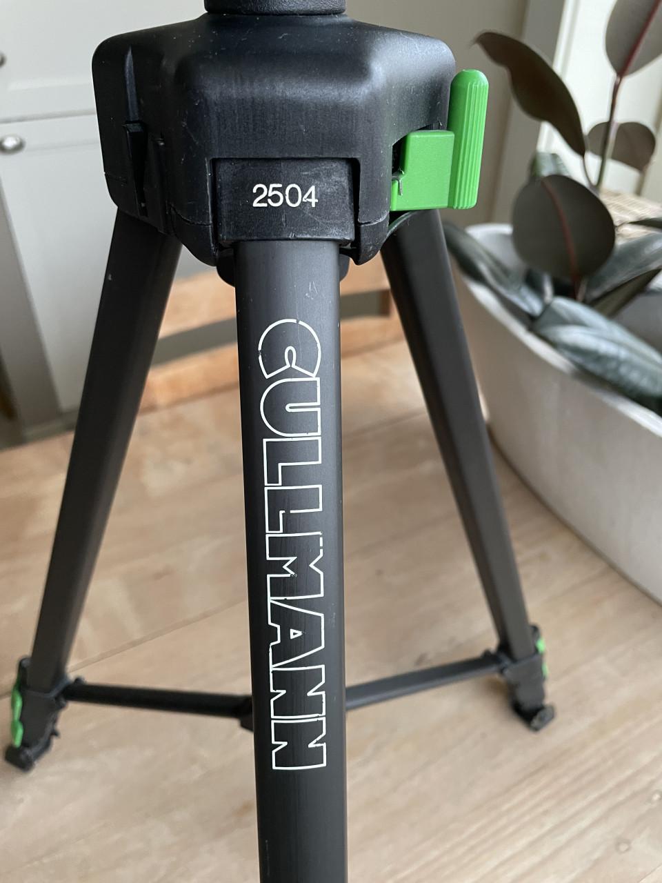 Te Koop: Cullmann 2504 Aluminium statief.