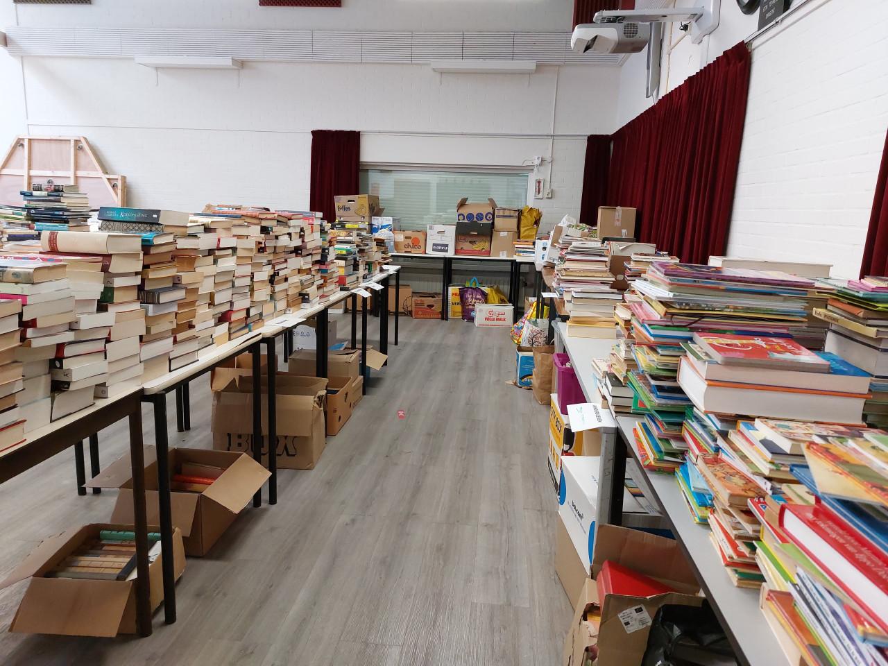 Jaarlijkse Grote Boekenmarkt Vlijt & Volharding.