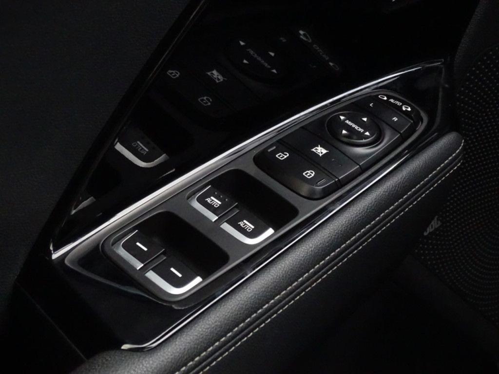 Kia E-niro executiveline 64 kwh incl. btw | led | stoelkoeling-en verwarmin