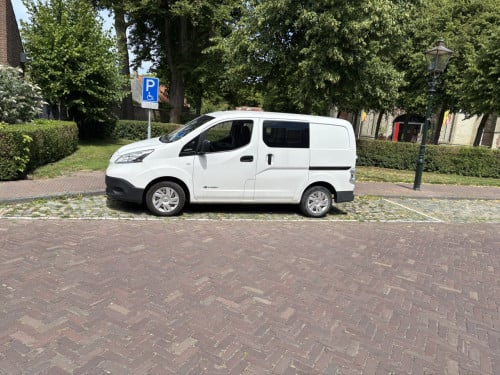 Nissan e-NV200