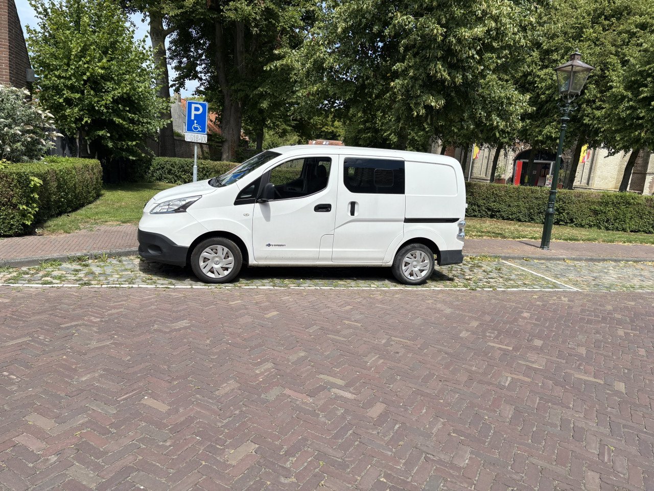 Nissan e-NV200