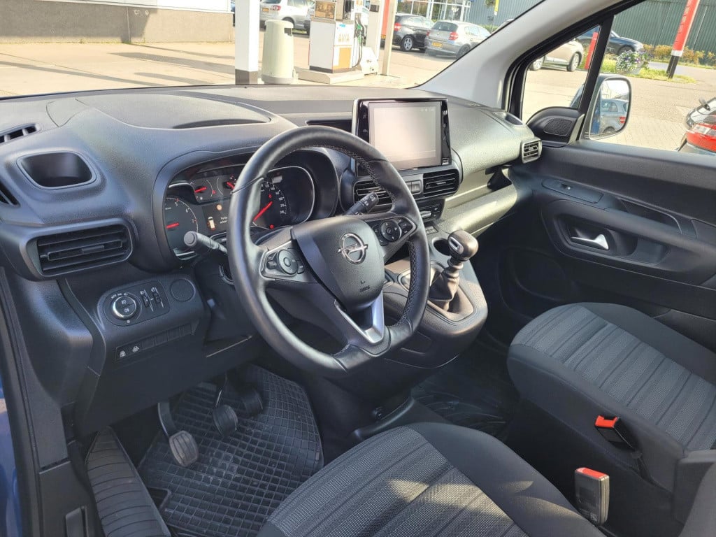 Opel Combo 1.2 turbo l2h1 edition l2 rolstoelauto