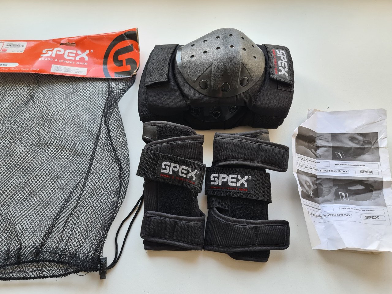 Stuf Performance Skeelers Maat 42 + bescherming van Spex