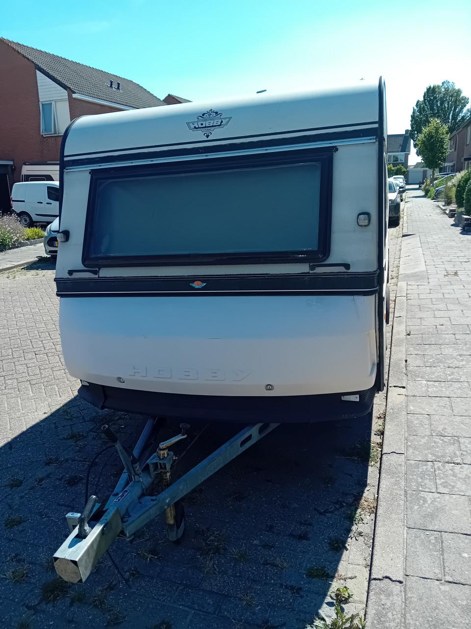Caravan hobby classic 400