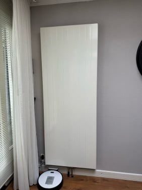 VERKOCHT !! Radiator