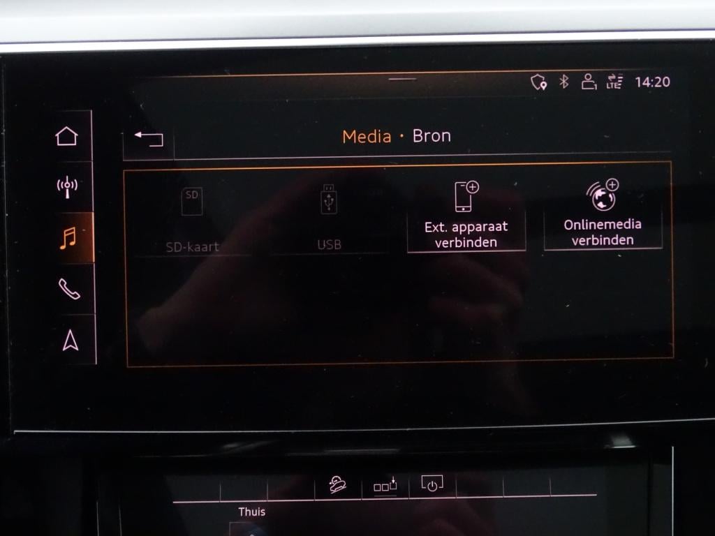 Audi E-tron e-tron 50 quattro launch edition plus 71 kwh | pano | trekhaak 