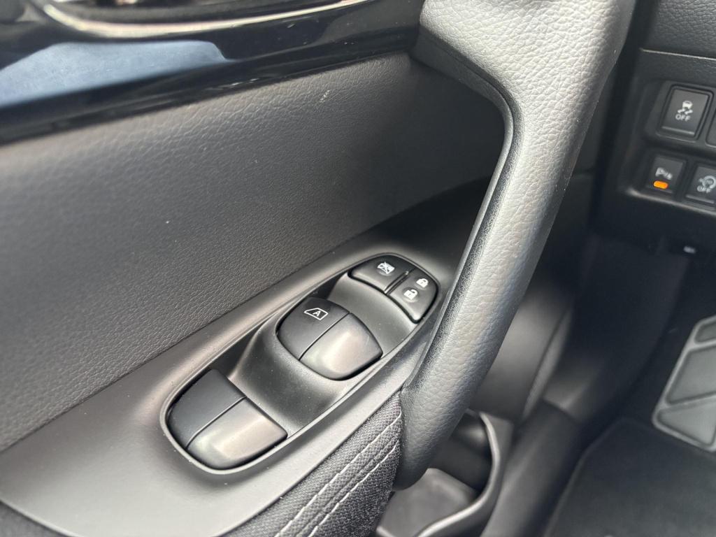 Nissan Qashqai 1.2 connect edition