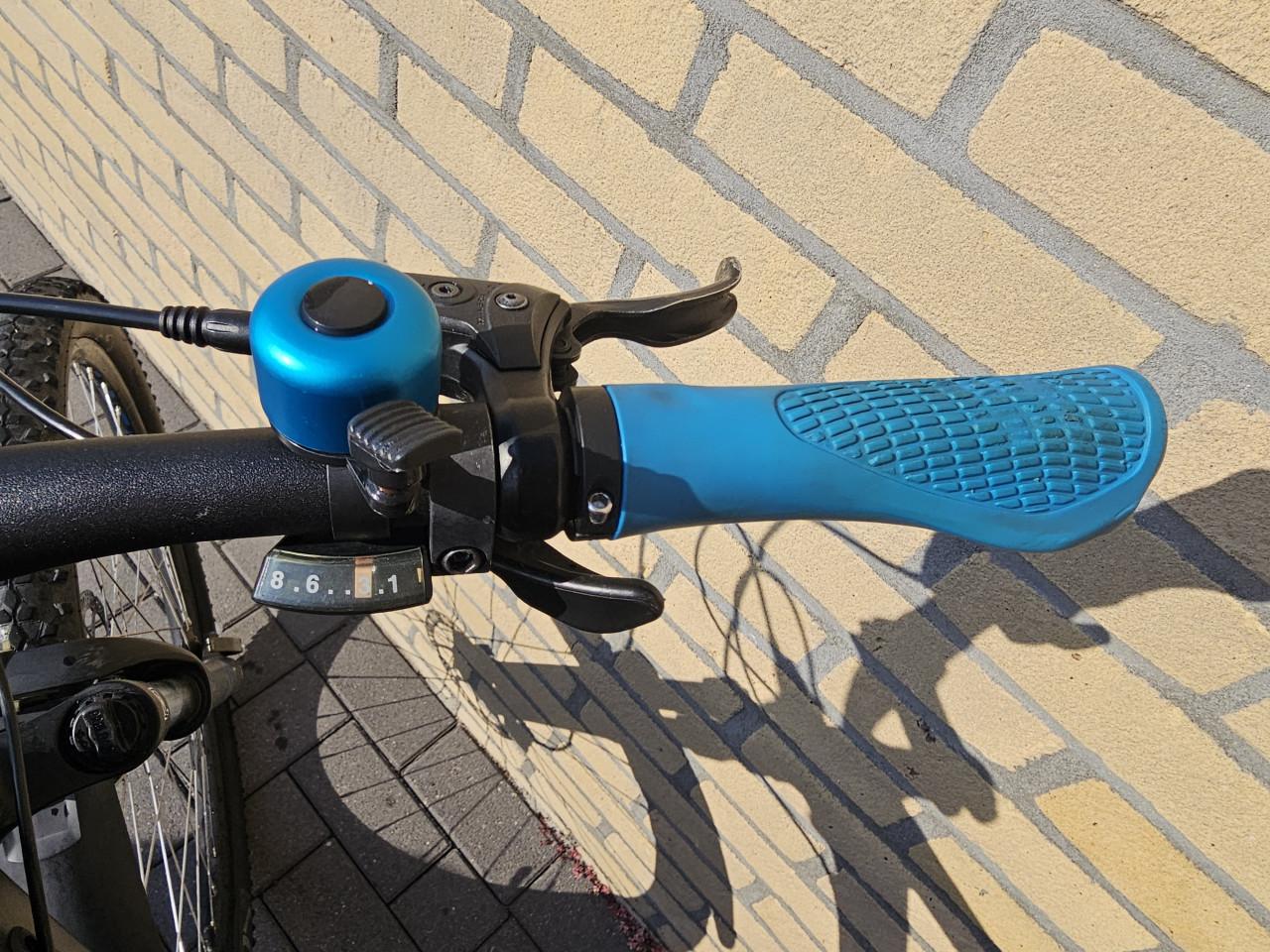 Cube mountainbike 27,5 inch ong 9 t.m 12 jaar