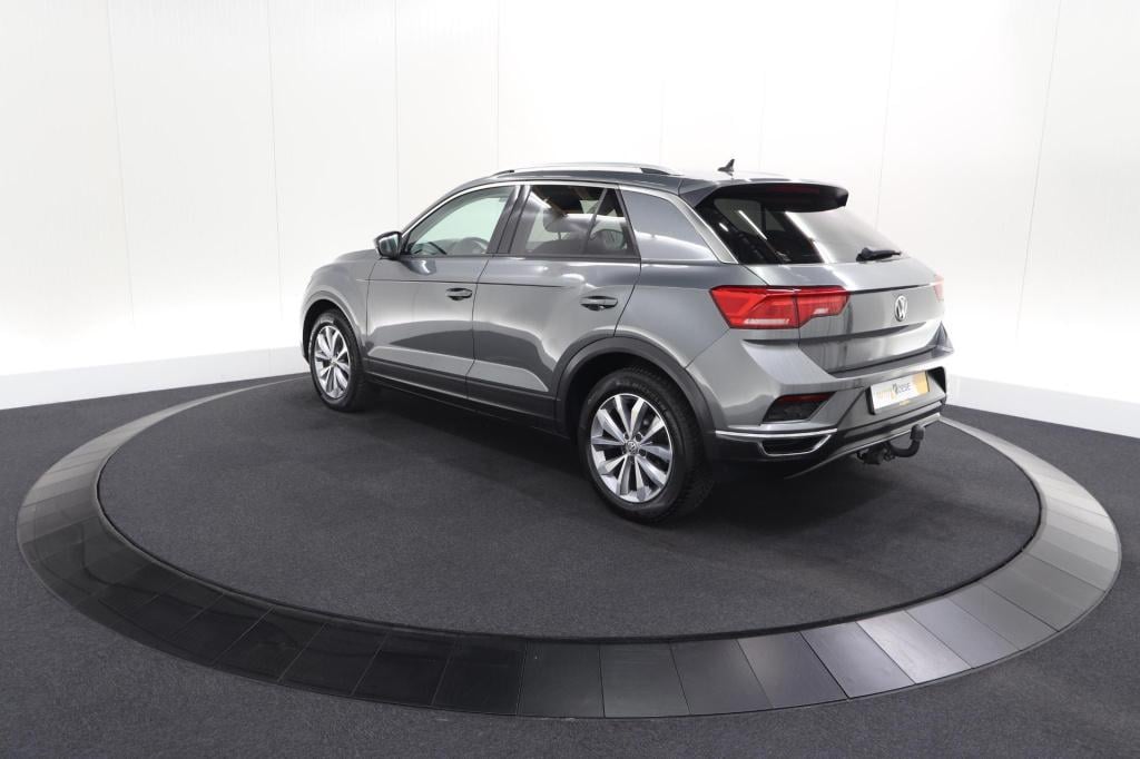 Volkswagen T-roc 1.0 tsi style business 116pk | trekhaak | adaptieve cruise