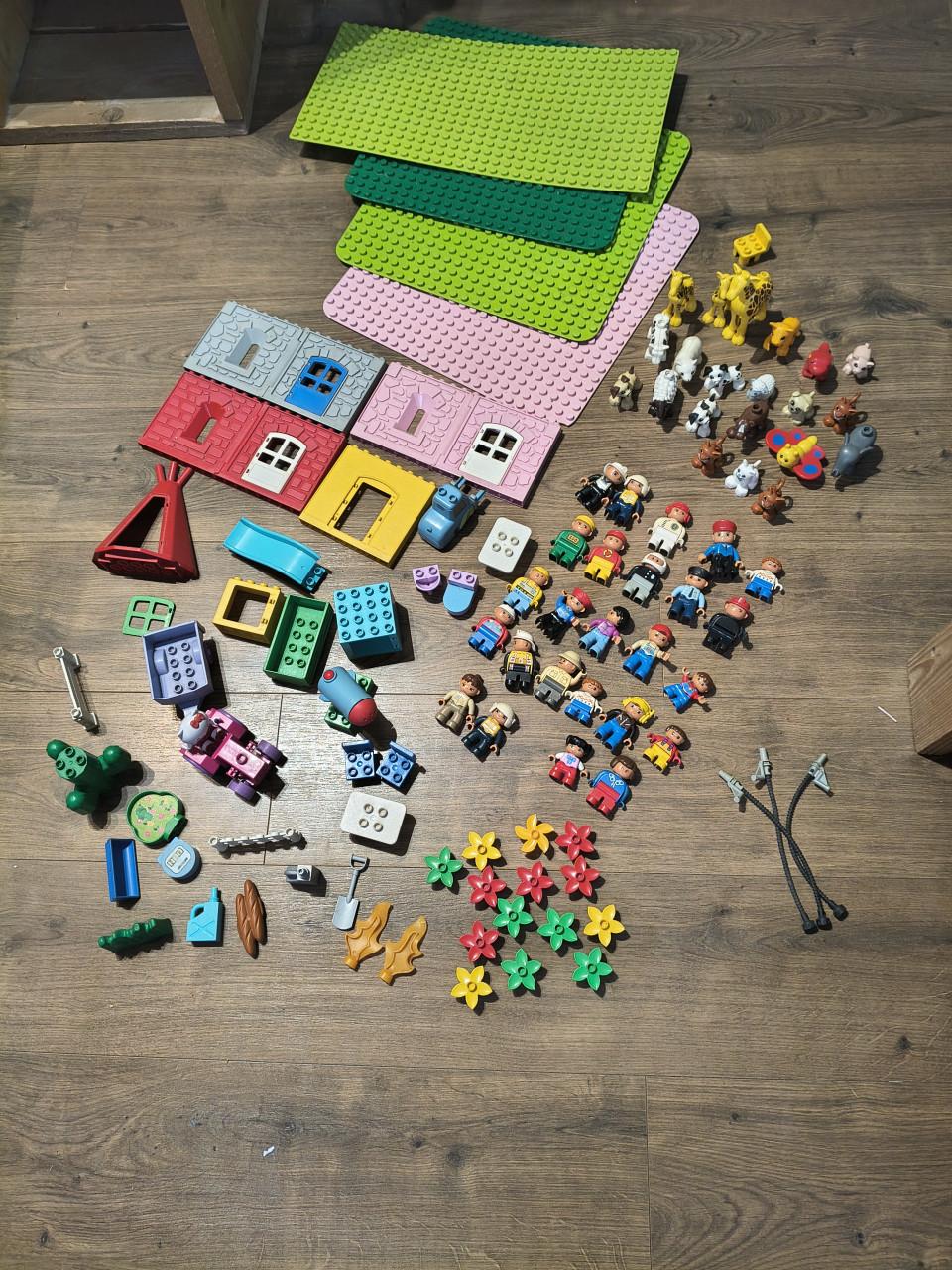 Heel veel duplo en hubelino knikkerbaan