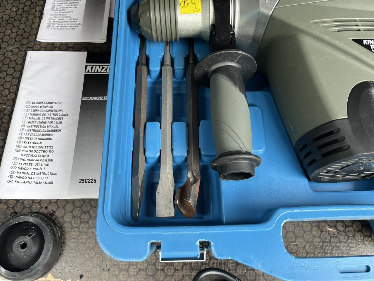 Kinzo 25C225 Boorhamer met accessoires en koffer