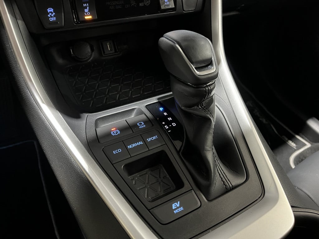 Toyota Rav4 2.5 hybrid style | leer | navi | camera |