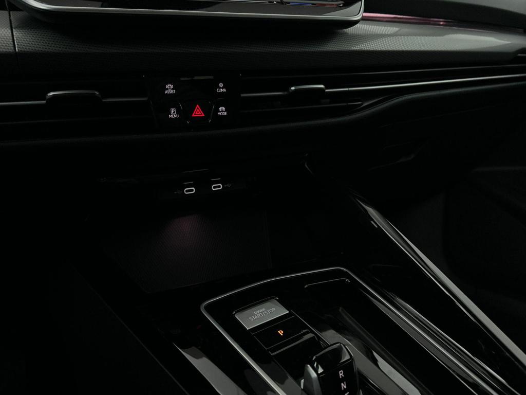 Volkswagen Golf style edition plug in hybride 204 pk