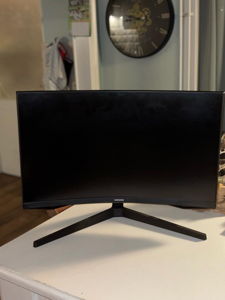 Playstation 5 (1TB) + beeldscherm + controller