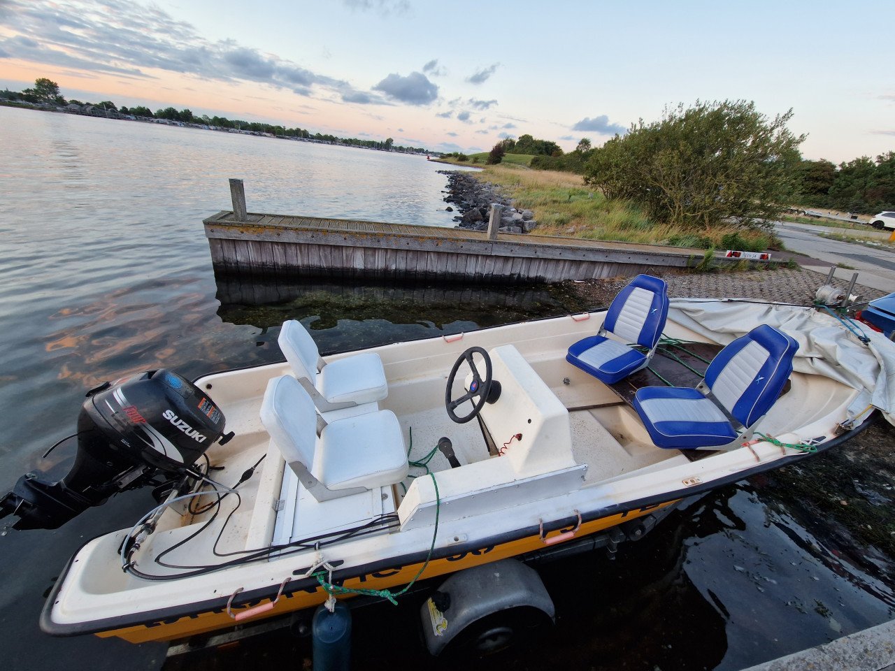 Shetland GH14 met Suzuki 15 pk 4-takt en trailer. Compleet set!!