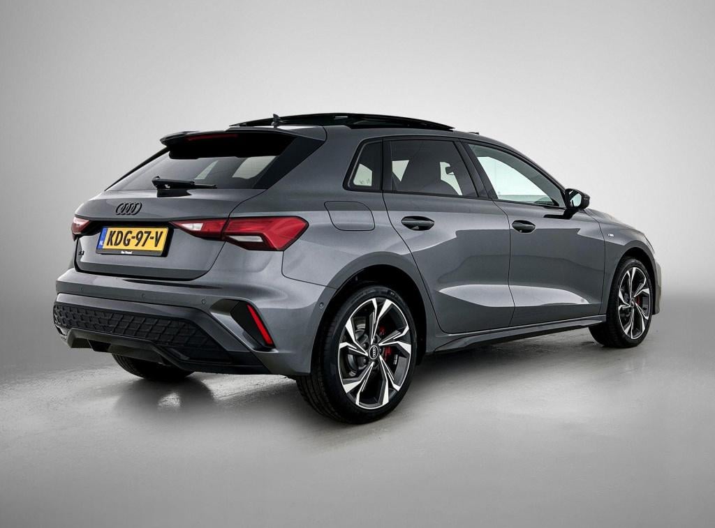 Audi A3 sportback 45 tfsi e s edition competition | automaat | panoramadak 