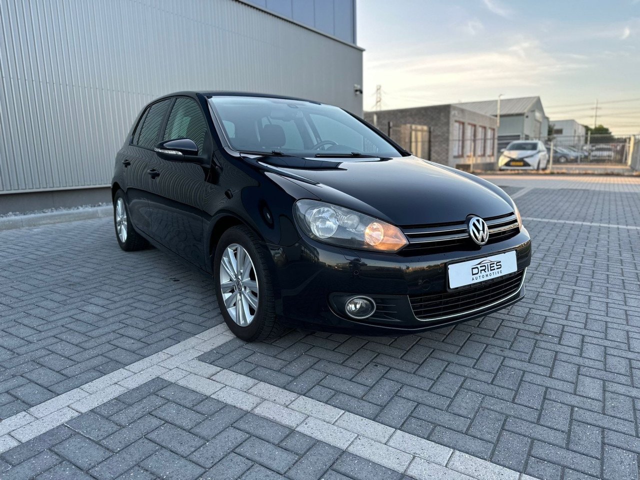 Volkswagen Golf 1.2 TSI Highline Style l Airco l Carplay