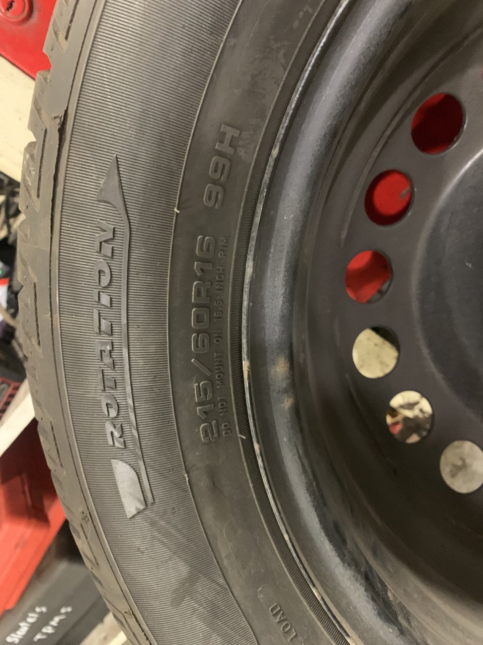 Fulda winterbanden 215/60 R16 99H
