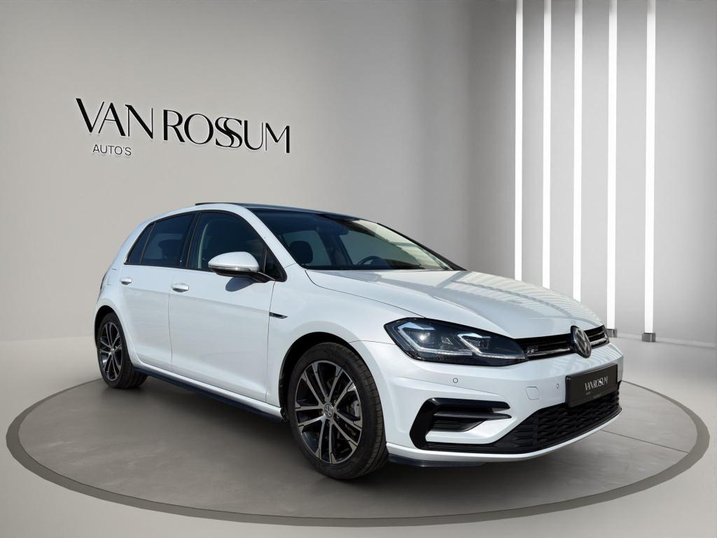 Volkswagen Golf 1.5 tsi highline business r pano | stoel/stuur verwarming |