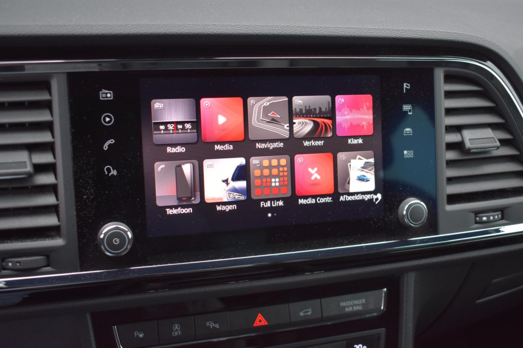 Seat Ateca 1.5 tsi xcellence | camera | led | stoelverwarming | apple carpl