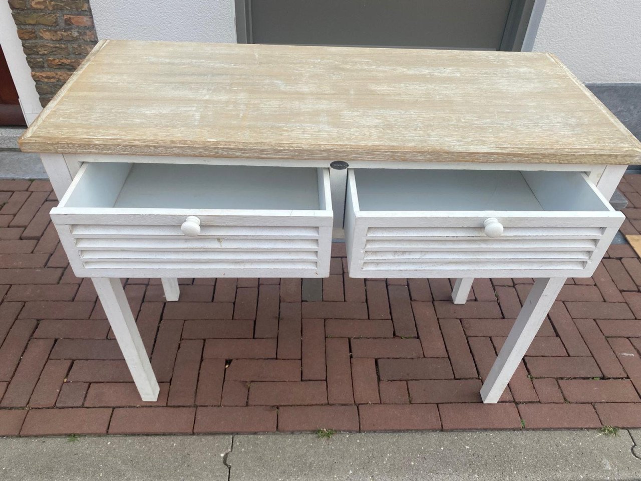 Sidetable