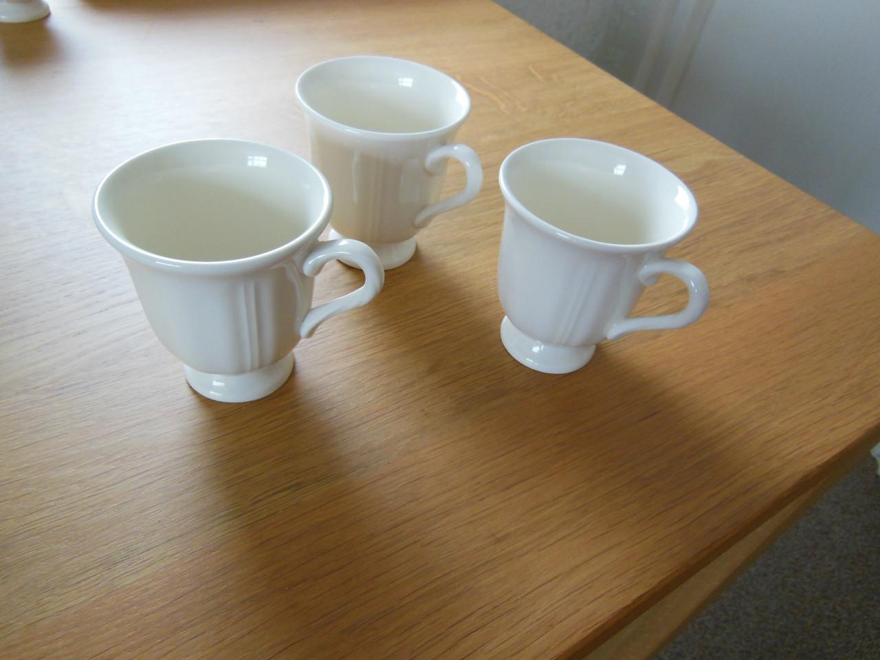 Espresso/Moccakopjes van Wedgwood Queens Shape