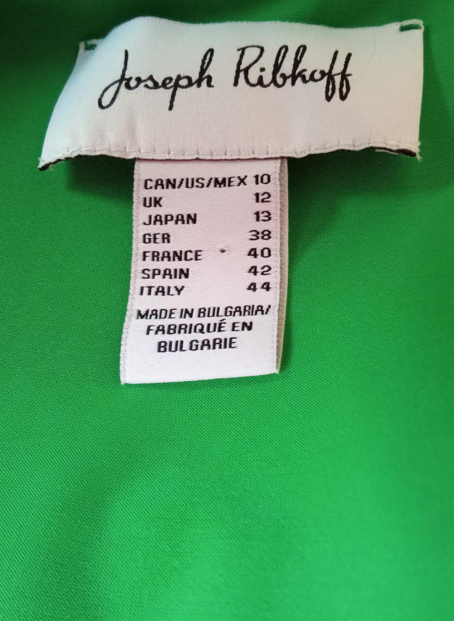 Nieuw prachtig groen apart jasje van Joseph Ribkoff  Maat 38