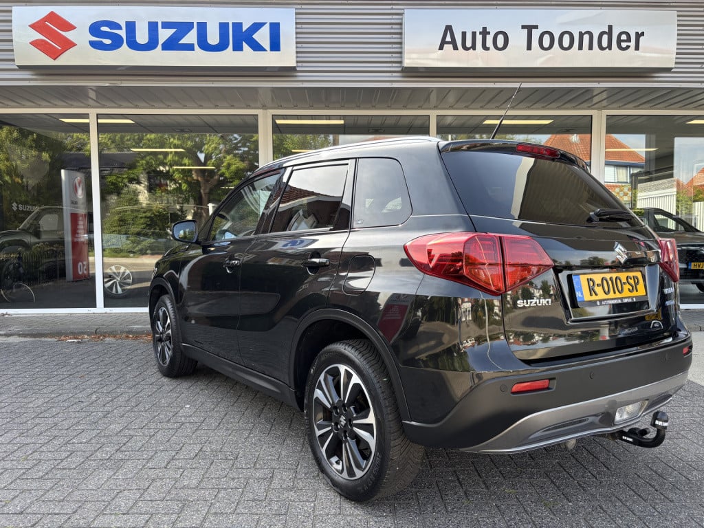 Suzuki Vitara 1.4 boosterjet style smart hybrid/trekhaak/all-seasonbanden